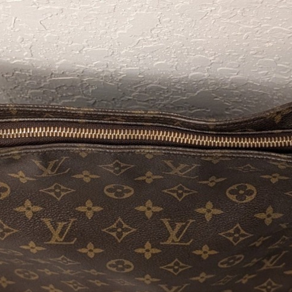 Louis Vuitton Looping GM - Picture 4 of 9